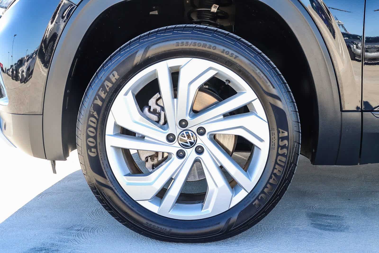 Used 2022 Volkswagen Atlas SE w/ Panoramic Sunroof Package image 11