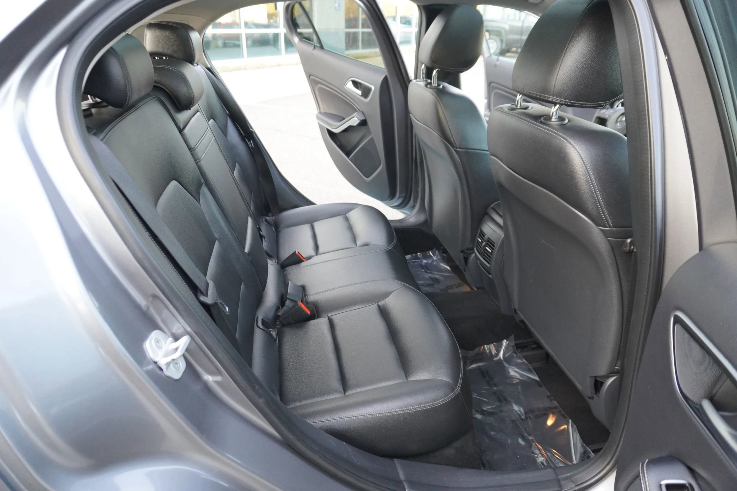 Used 2015 Mercedes-Benz GLA 250 GLA 250 4MATIC Sport Utility 4 image 12