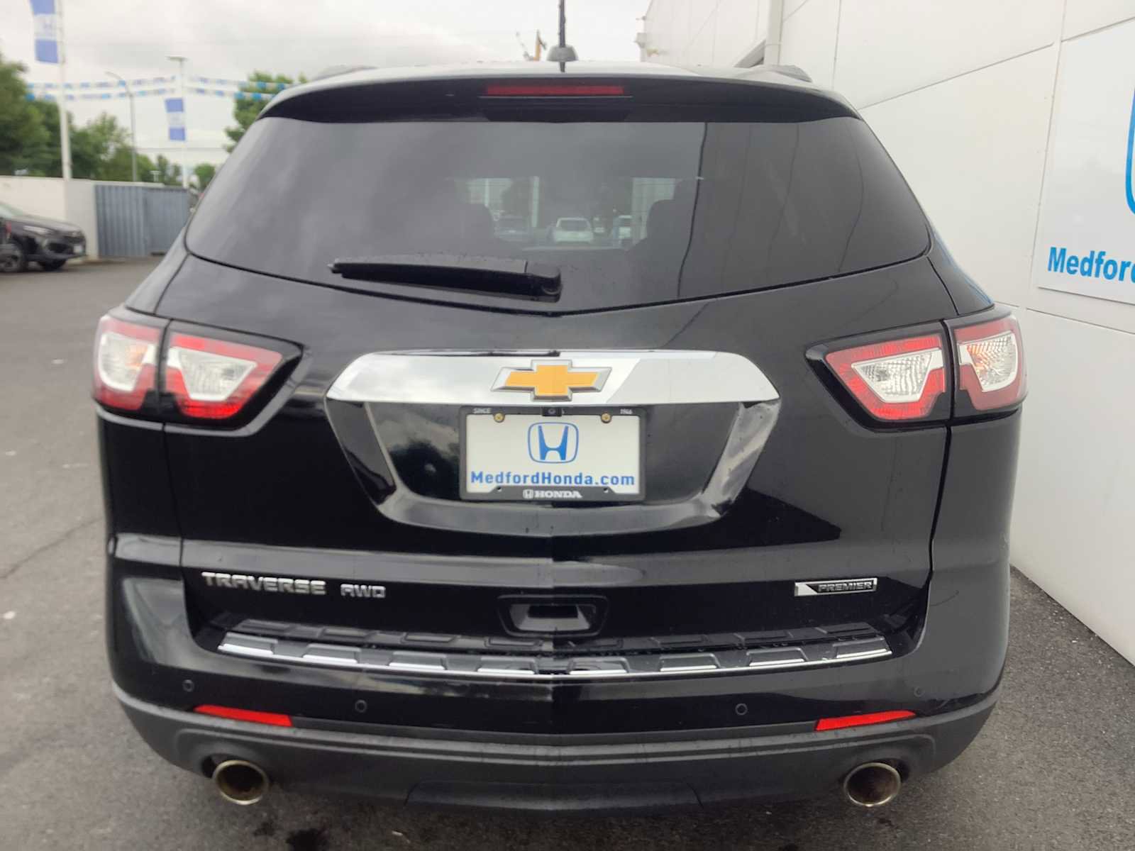 Used 2017 Chevrolet Traverse Premier AWD/4WD image 5