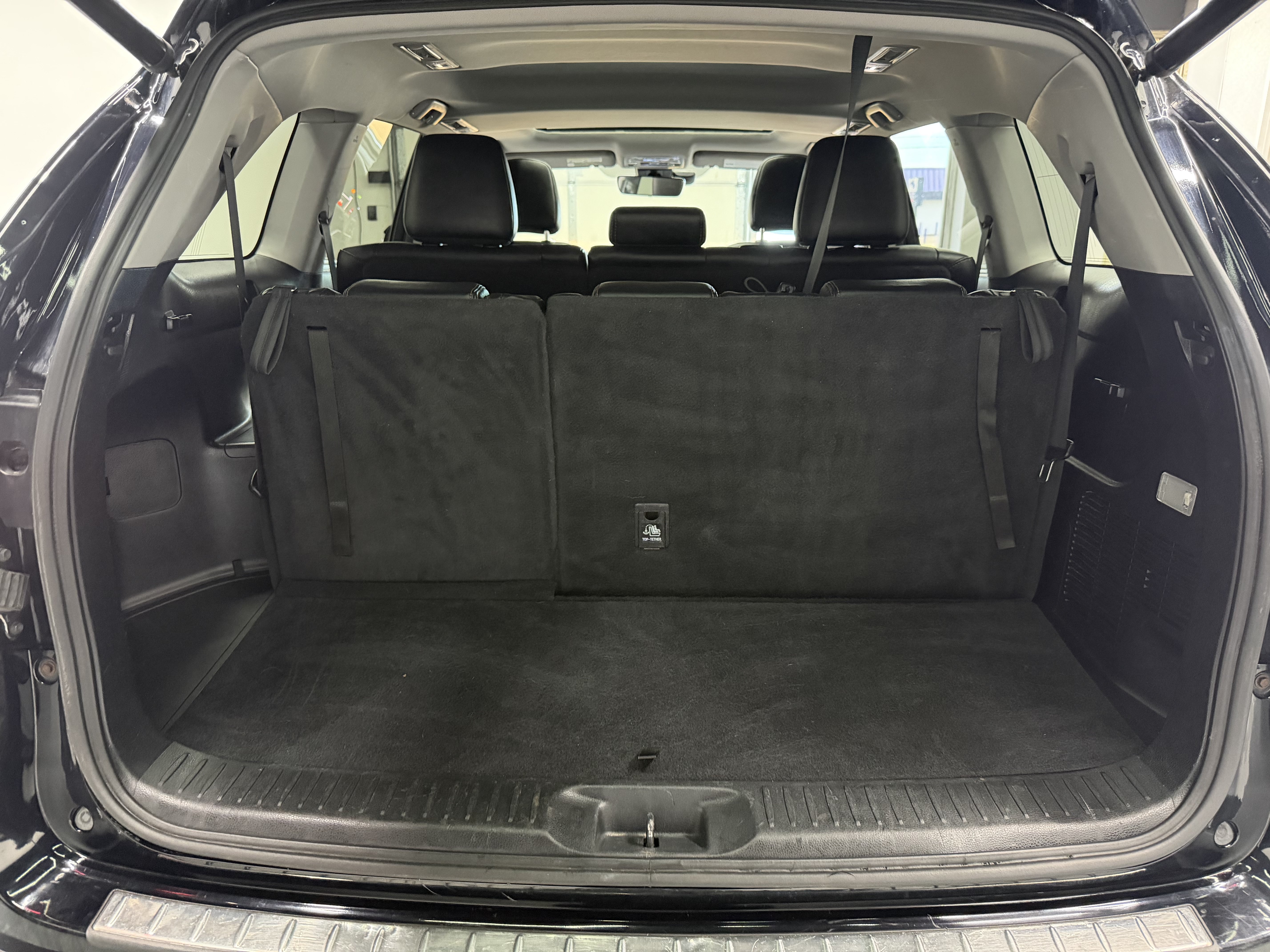 Used 2017 Toyota Highlander XLE AWD/4WD image 10