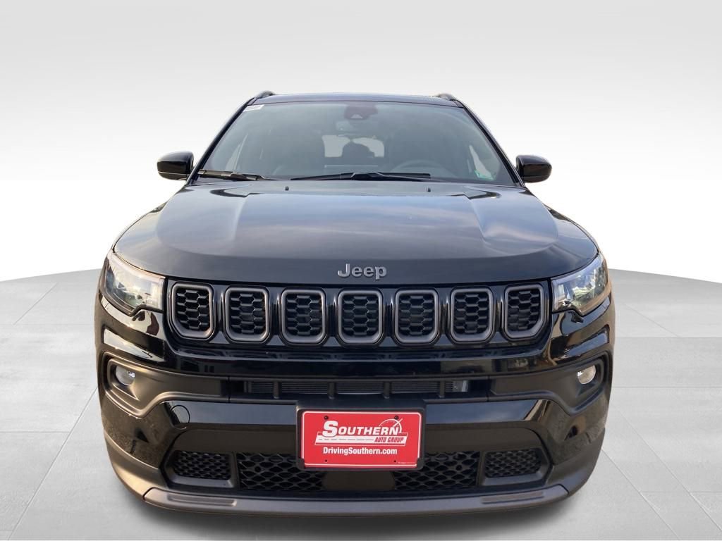 New 2025 Jeep Compass Latitude w/ Sun & Sound Group image 8