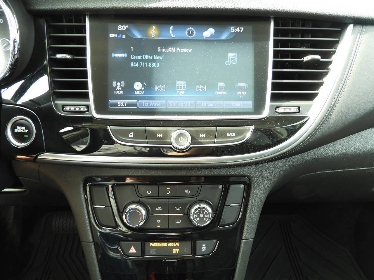 Used 2021 Buick Encore Preferred AWD/4WD image 40