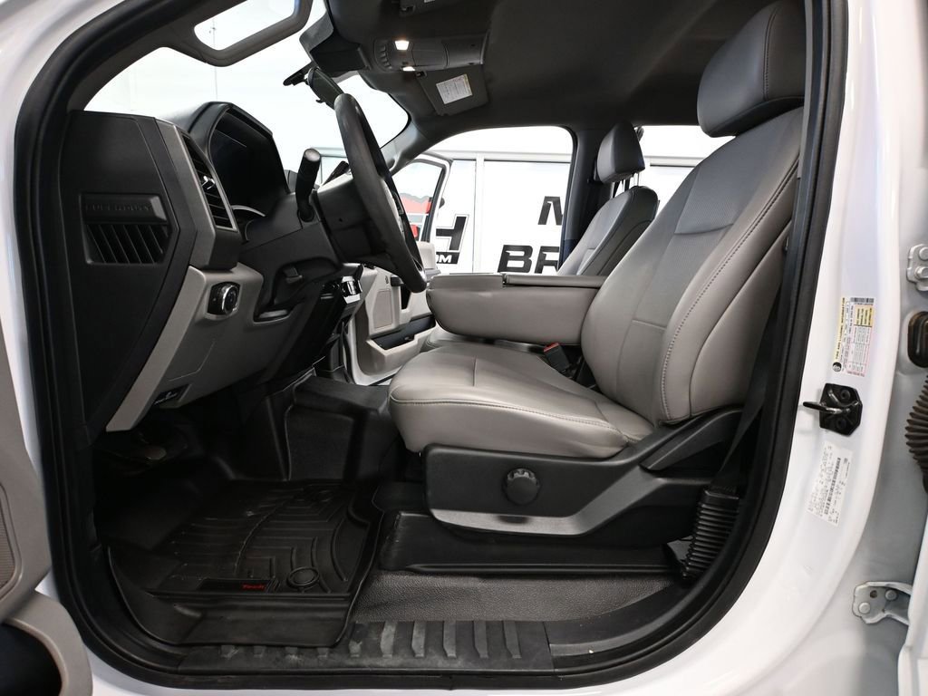 Used 2020 Ford F250 XL w/ STX Appearance Package image 22