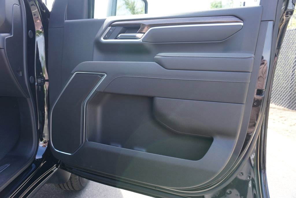 Used 2025 Chevrolet Silverado 2500 LT w/ All Star Edition image 49