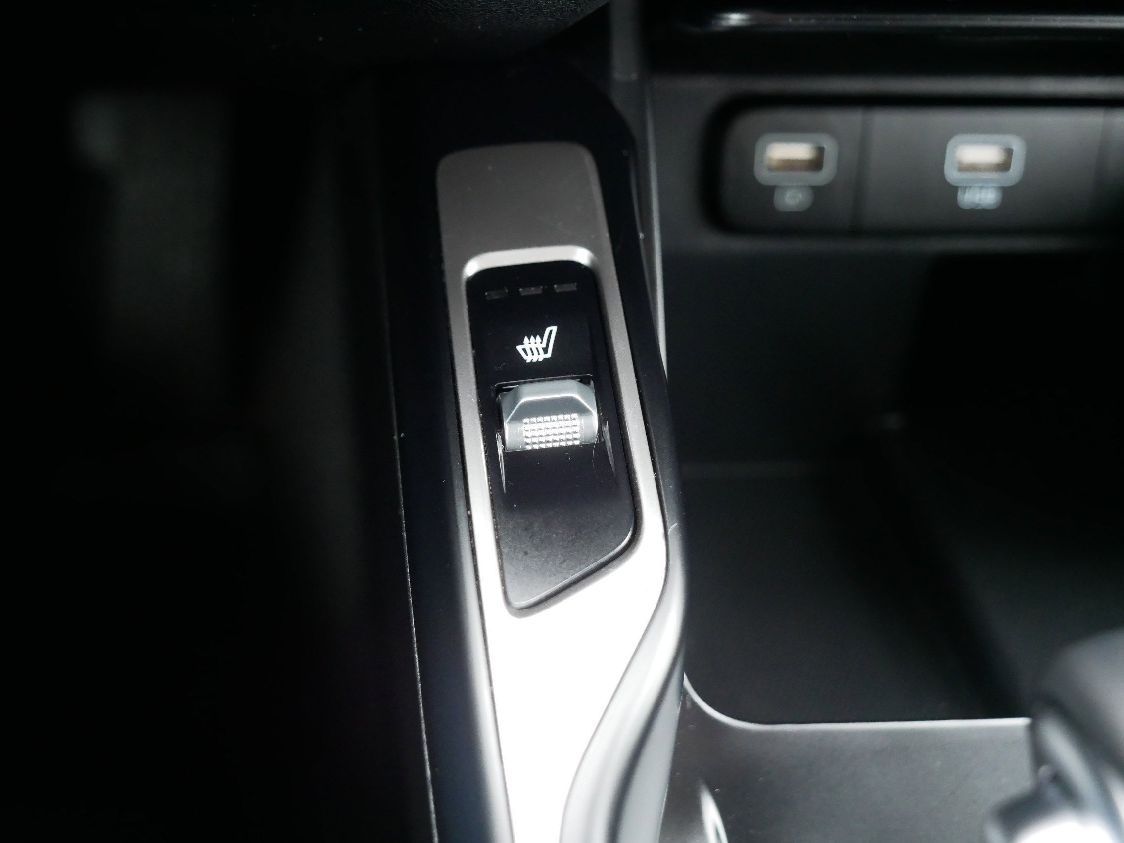 Certified 2022 Kia Sorento S image 28