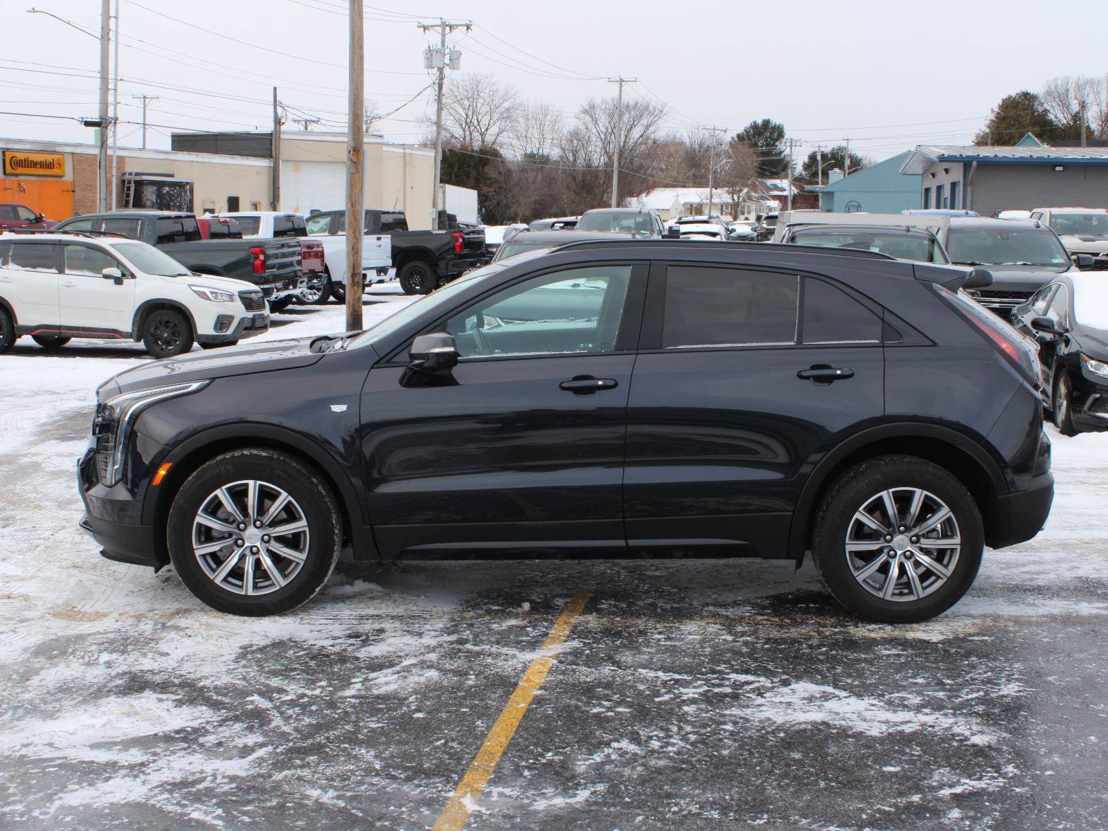 Used 2023 Cadillac XT4 Sport image 5