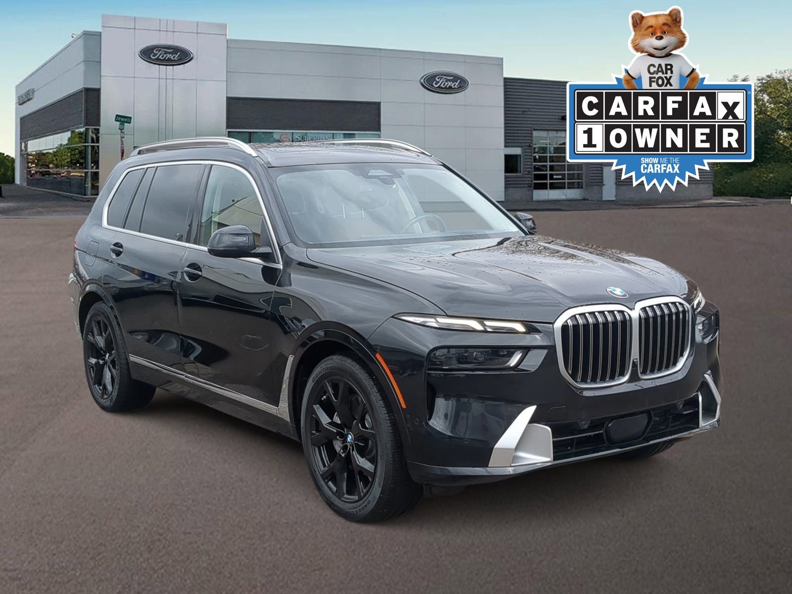 Used 2023 BMW X7 xDrive40i w/ Premium Package image 2