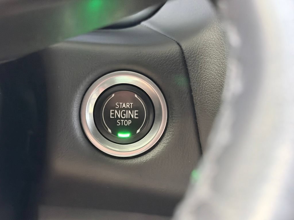 Used 2021 GMC Yukon SLE AWD/4WD image 47