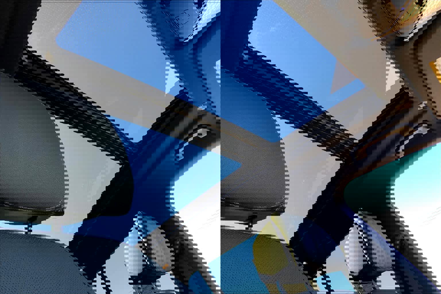 Used 2021 BMW X5 M50i w/ Executive Package image 26