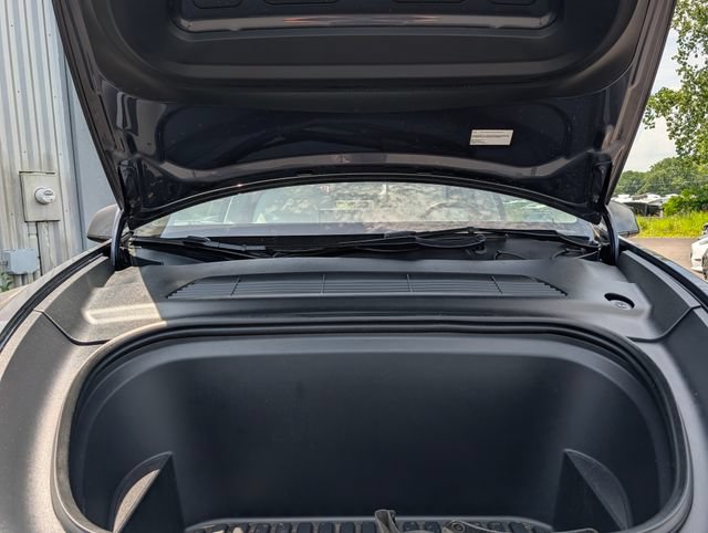 Used 2023 Tesla Model Y Long Range AWD/4WD image 10