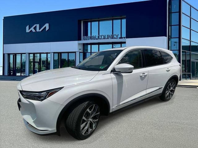Used 2023 Acura MDX SH-AWD w/ Technology Package image 3