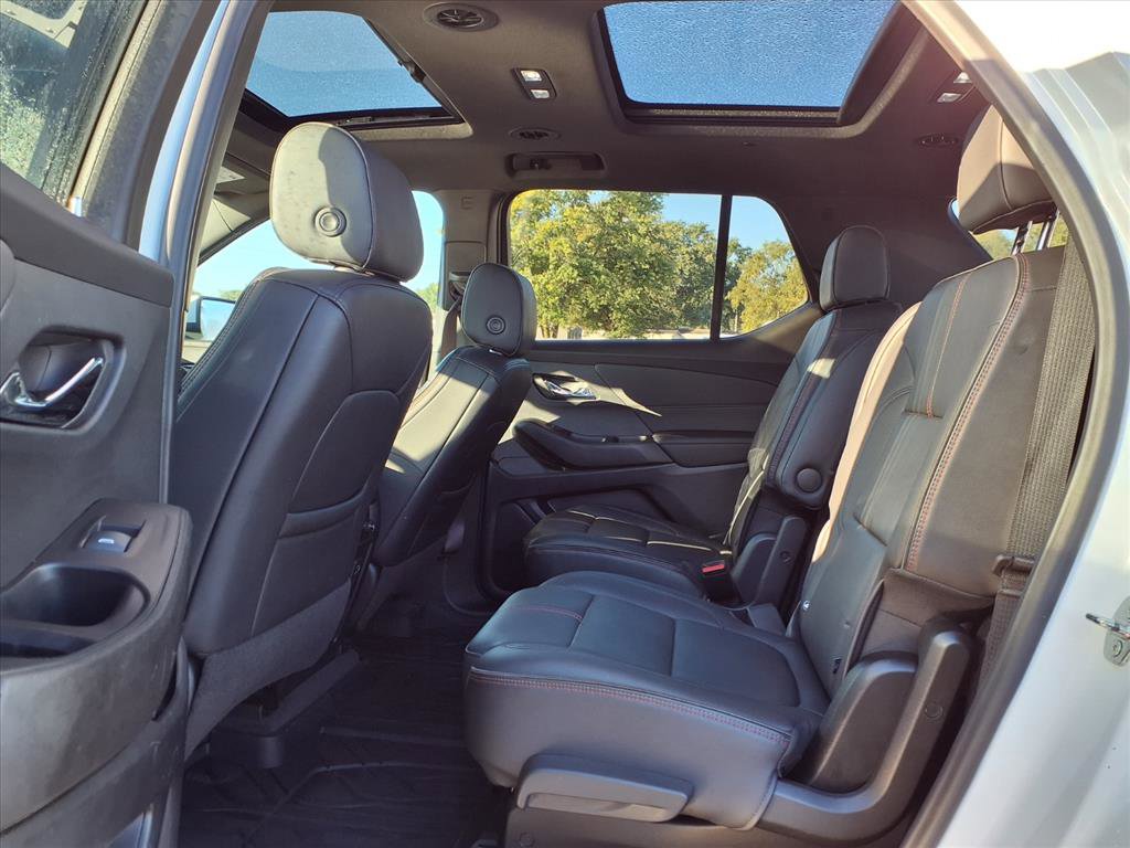 Used 2022 Chevrolet Traverse RS w/ LPO, Floor Liner Package image 31