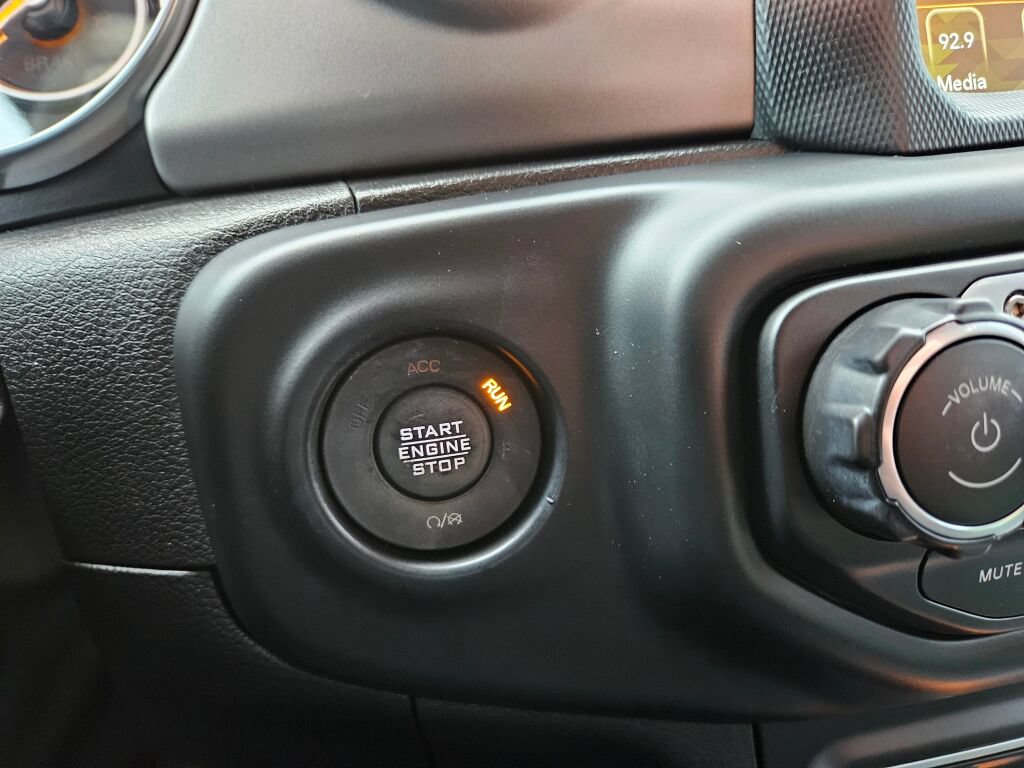 Used 2022 Jeep Wrangler Unlimited Sport AWD/4WD image 24