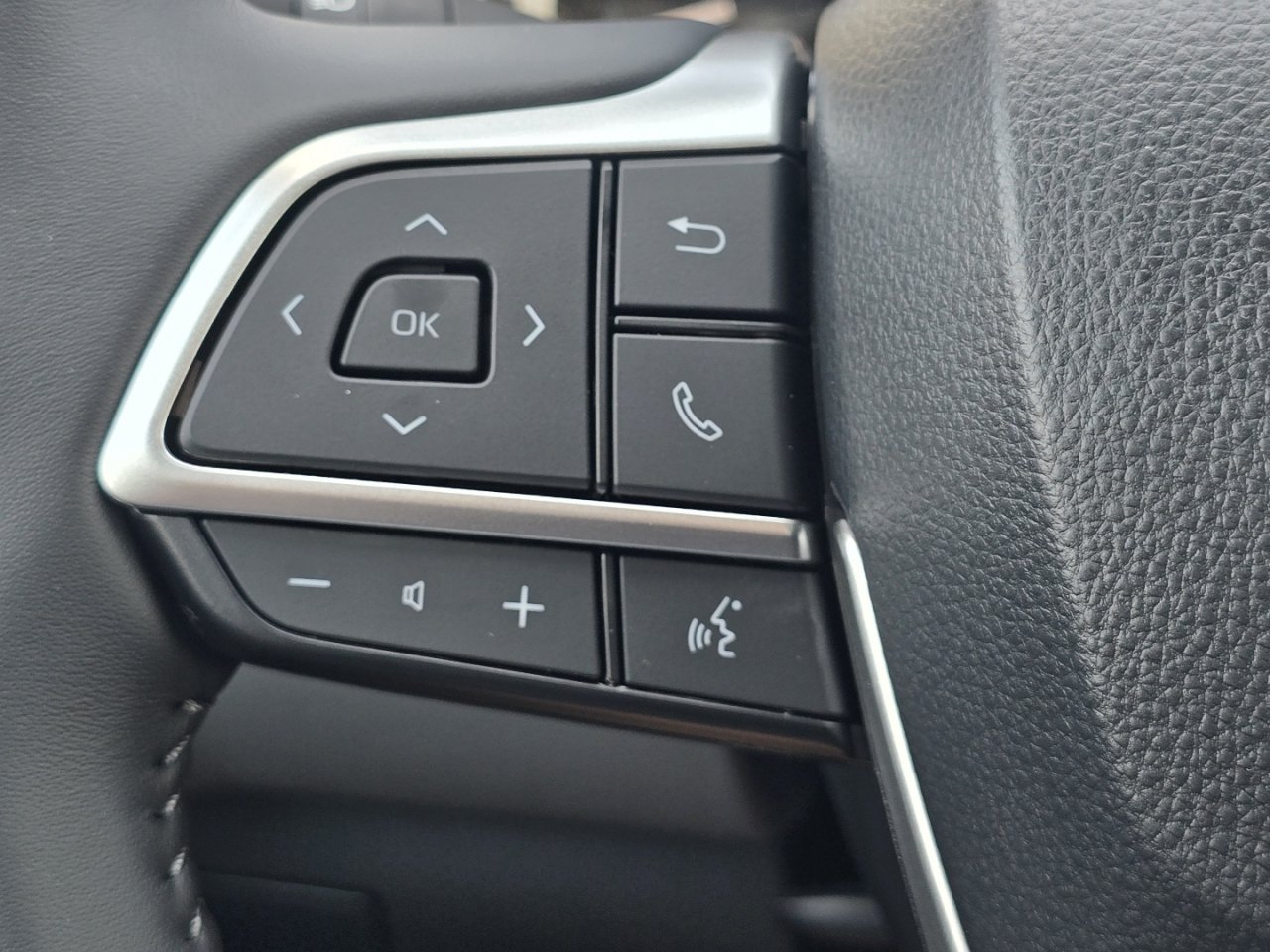 New 2026 Toyota Highlander XLE AWD/4WD image 34