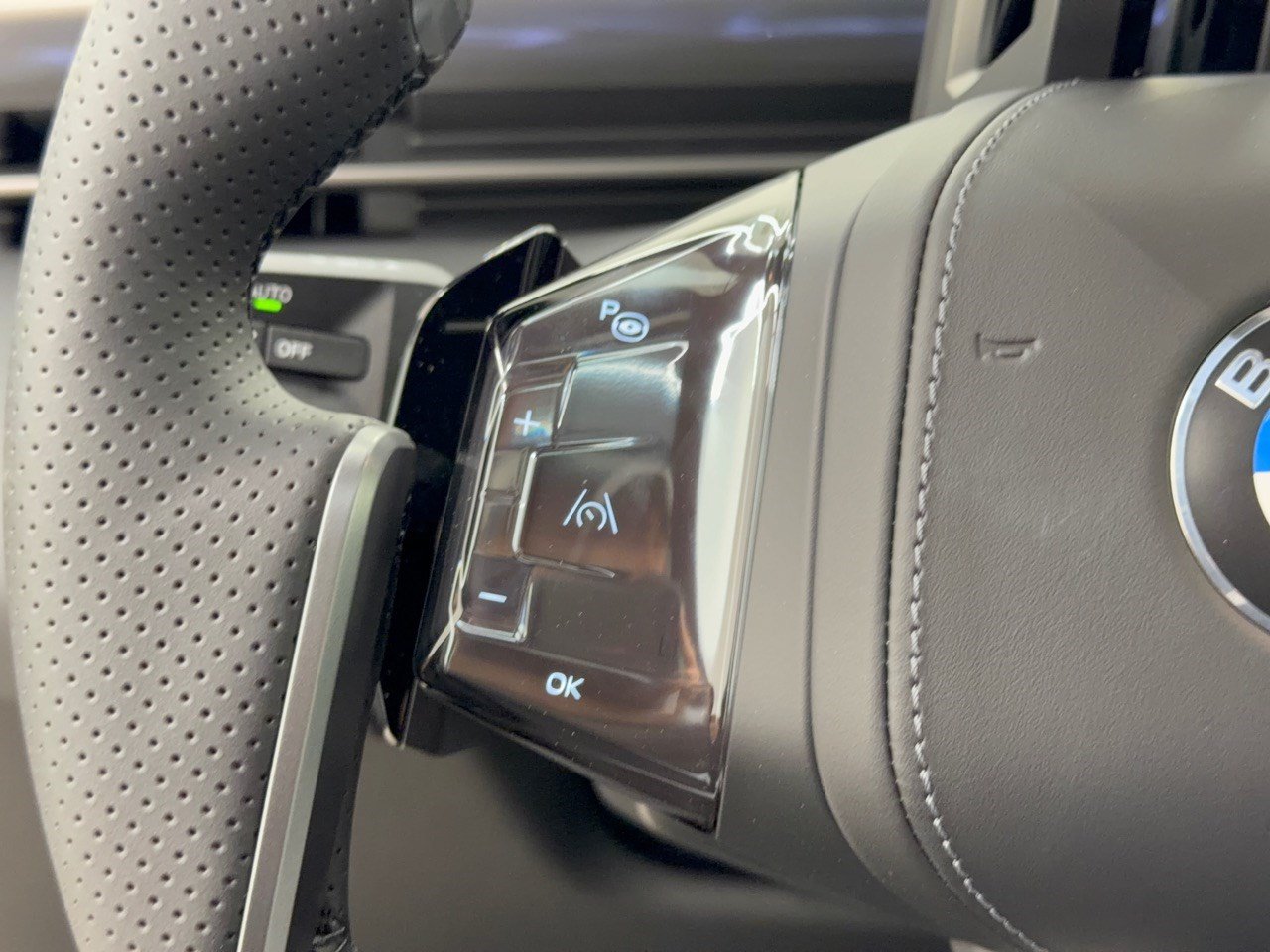 New 2027 BMW X5 xDrive40i AWD/4WD image 18