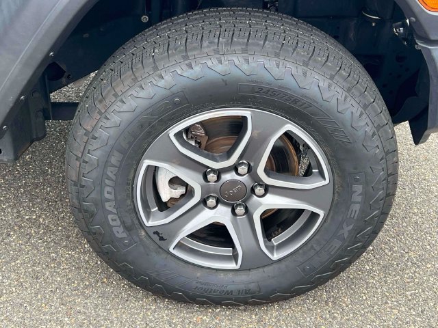 Used 2022 Jeep Wrangler Unlimited Sport AWD/4WD image 9