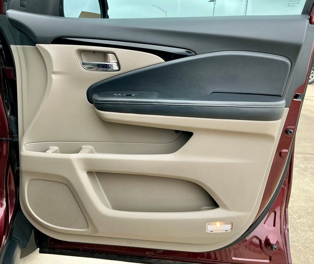 Used 2018 Honda Ridgeline RTL-E image 23