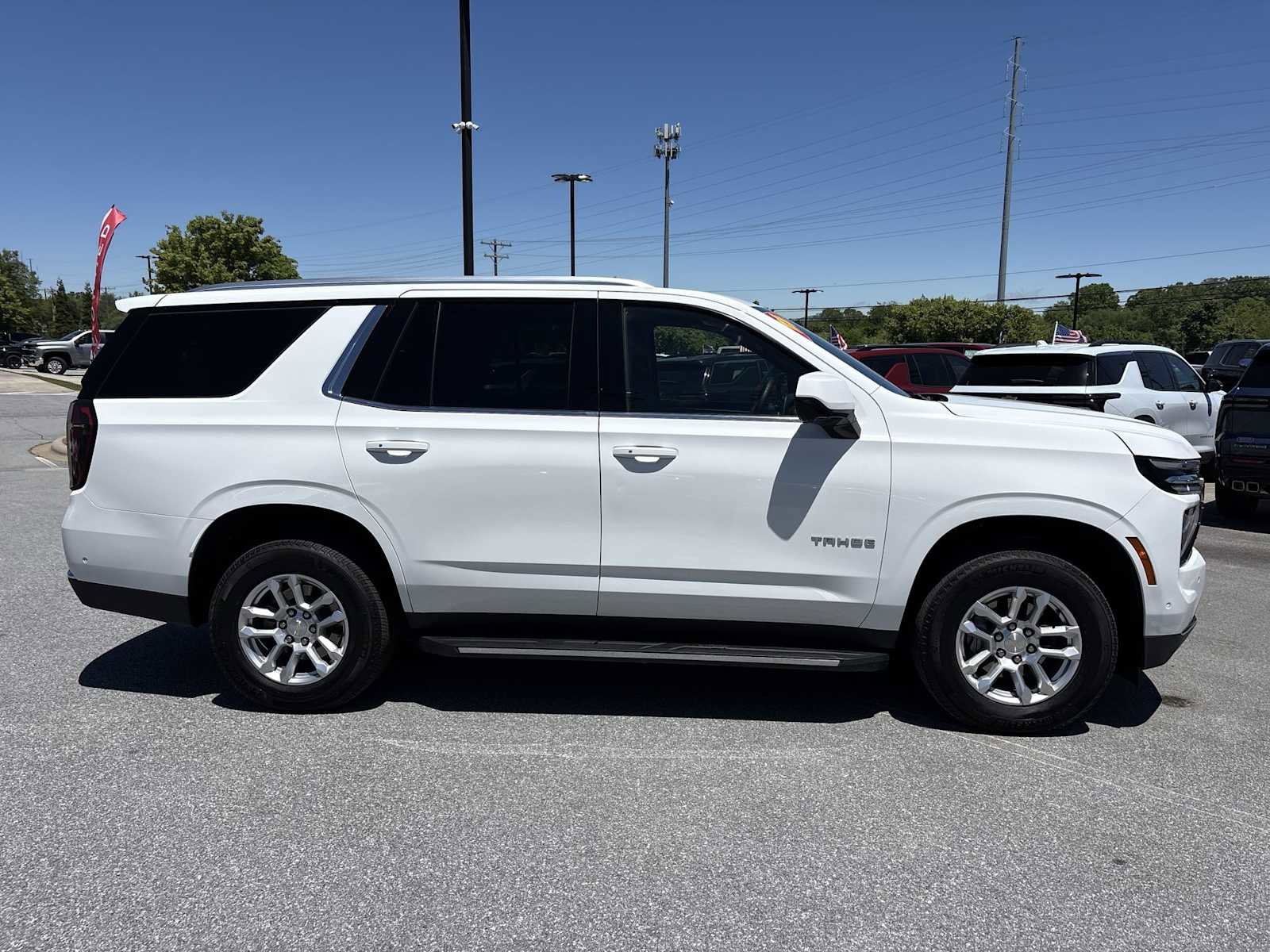 Used 2025 Chevrolet Tahoe LT AWD/4WD image 5