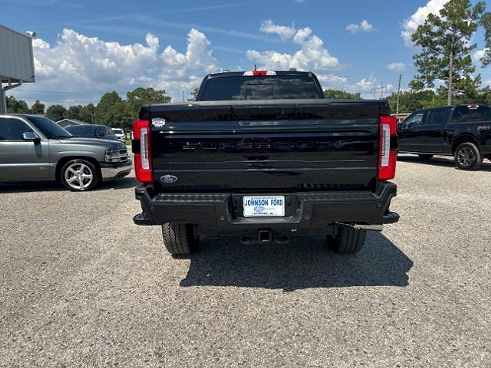 Used 2025 Ford F250 Platinum image 6