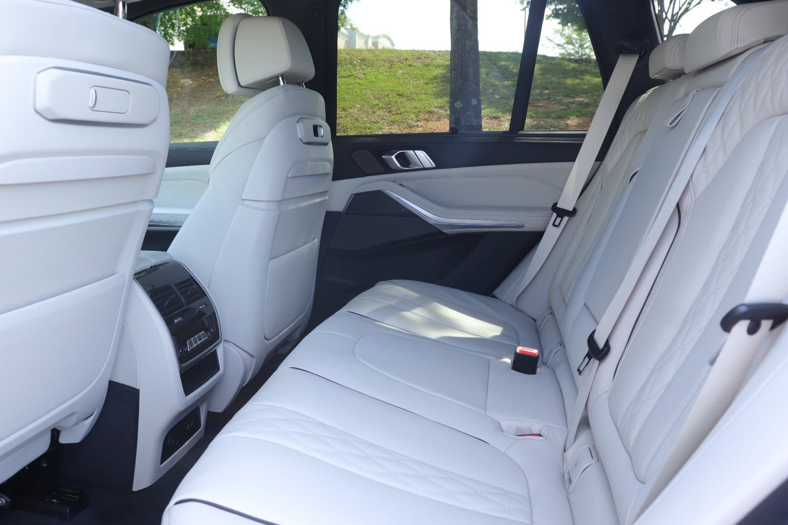 New 2026 BMW X5 M60i AWD/4WD image 13