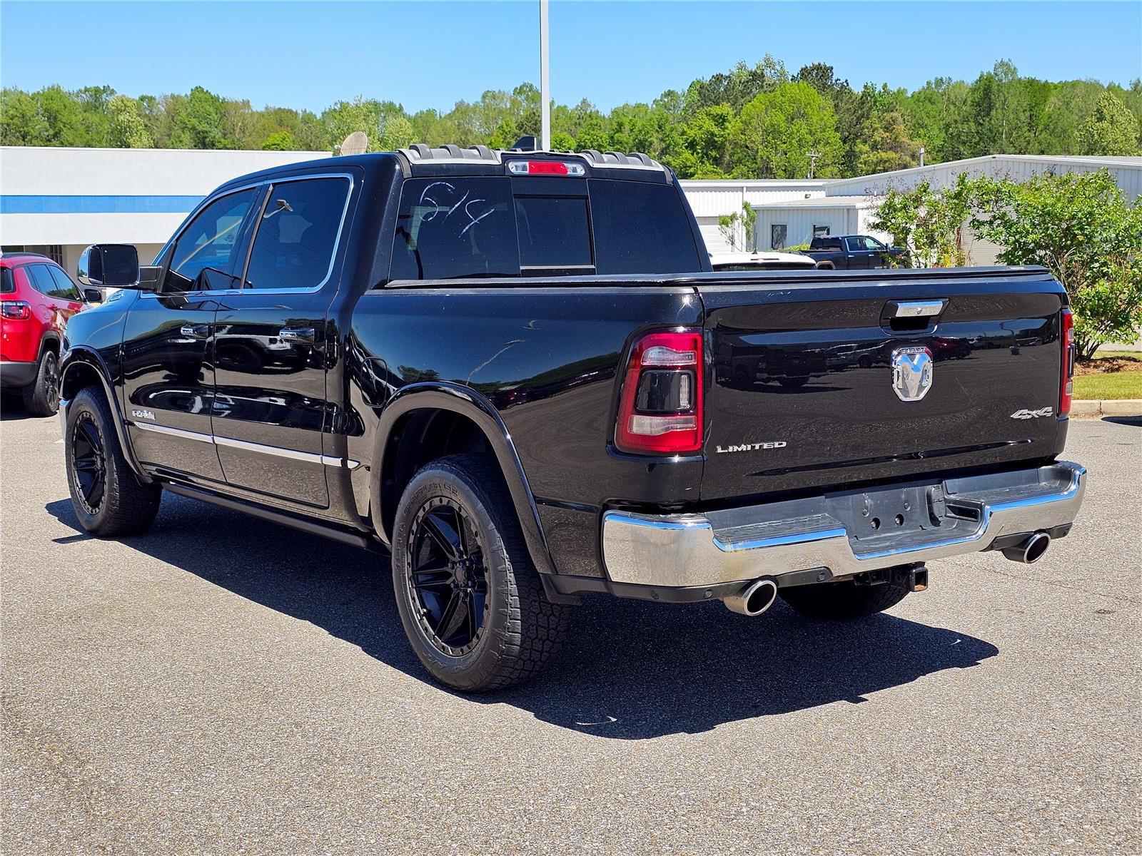 Used 2019 RAM 1500 Limited AWD/4WD image 14