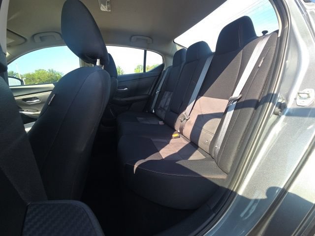 Used 2024 Nissan Sentra SR FWD image 12