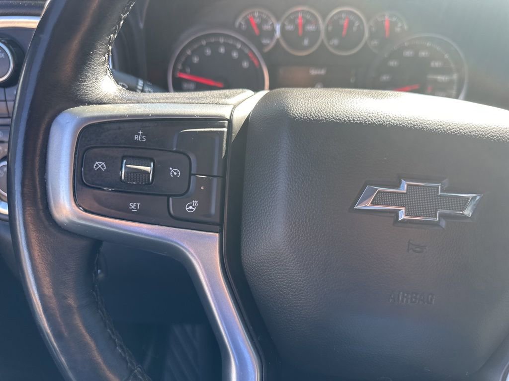 Used 2020 Chevrolet Silverado 1500 LT Trail Boss w/ Midnight Edition image 11