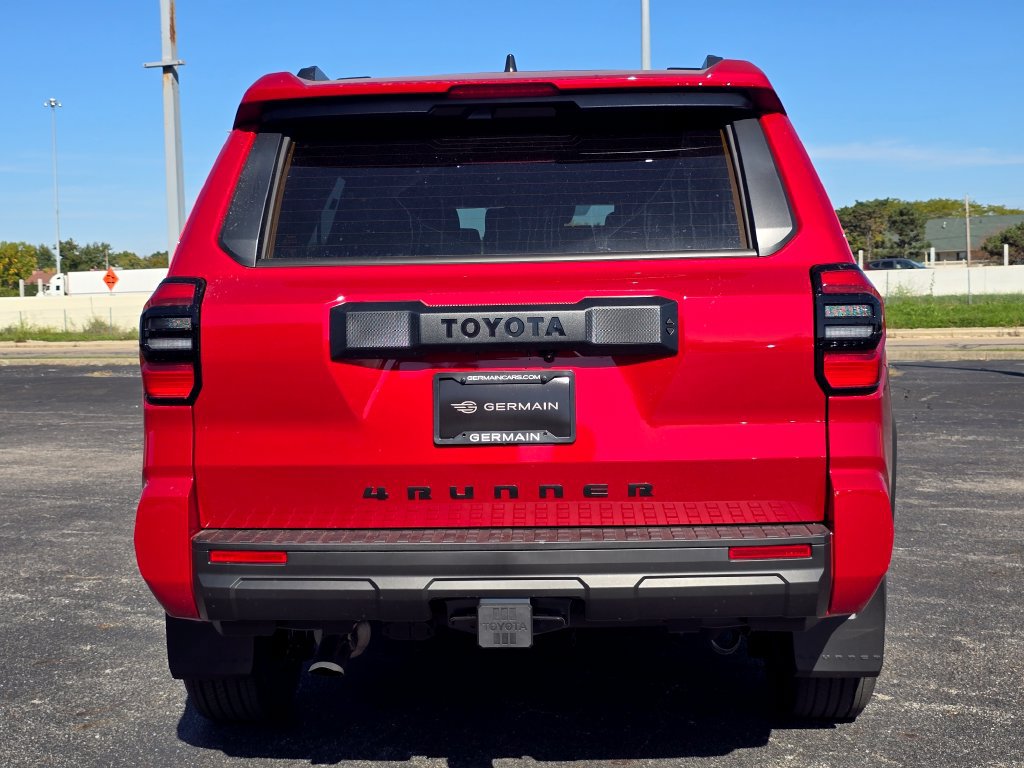 New 2026 Toyota 4Runner SR5 AWD/4WD image 14