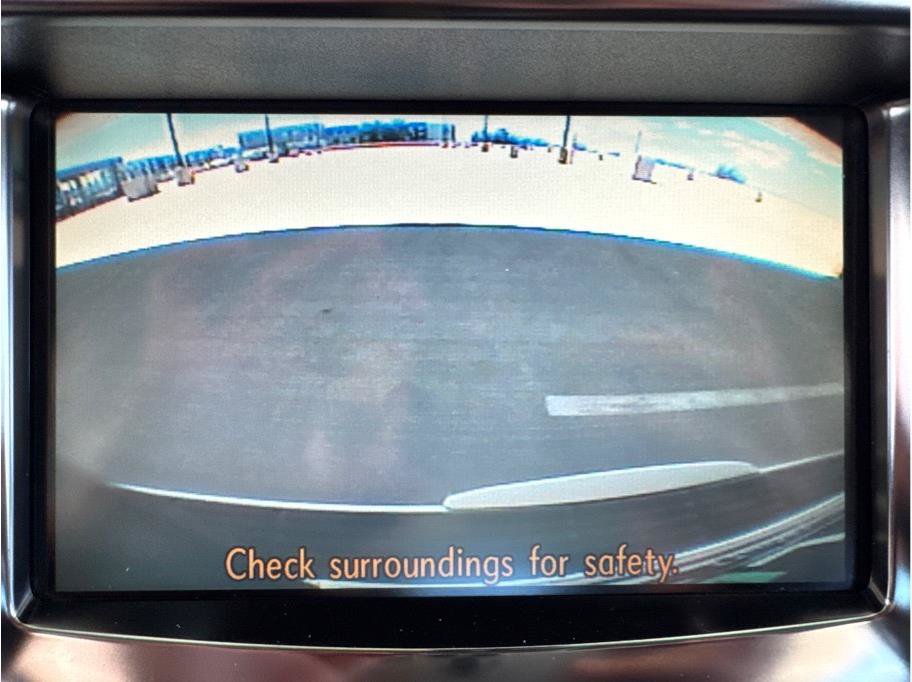 Used 2009 Lexus LX 570 4WD w/ Preferred Accessory Pkg image 27