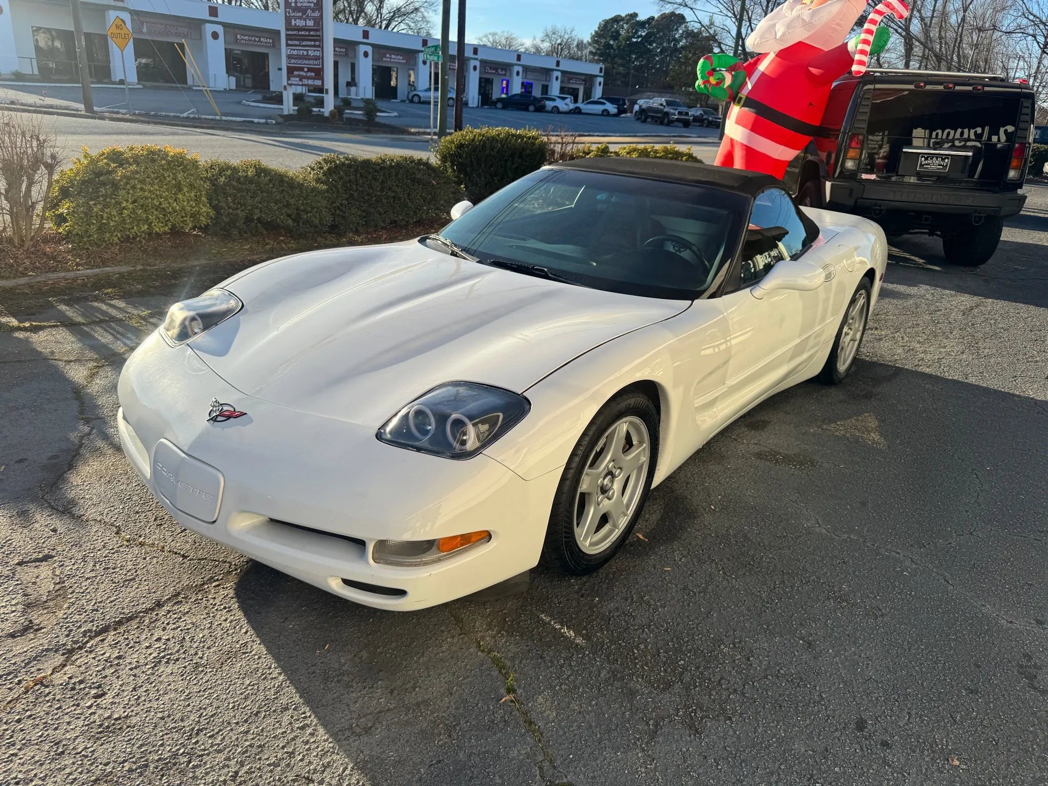 Used 1998 Chevrolet Corvette Convertible w/ Memory Pkg image 2