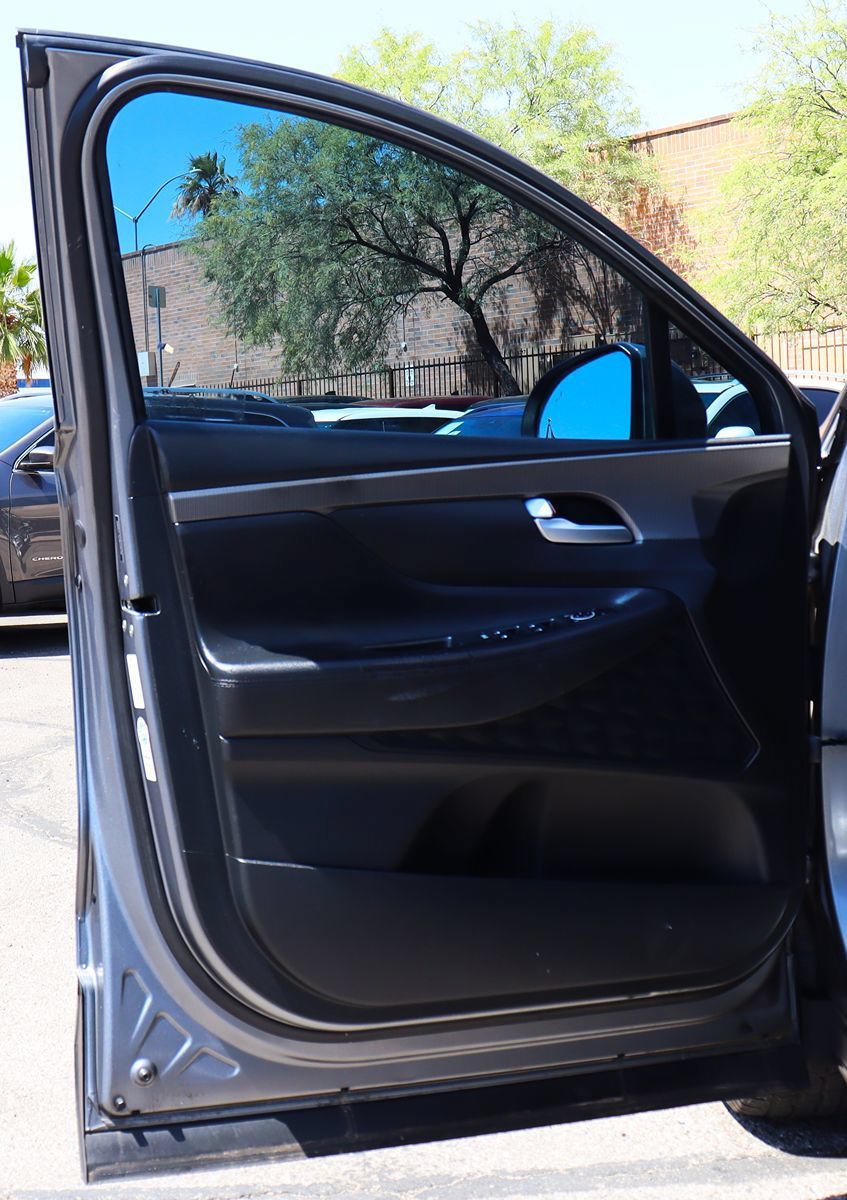 Used 2019 Hyundai Santa Fe SE AWD/4WD image 36