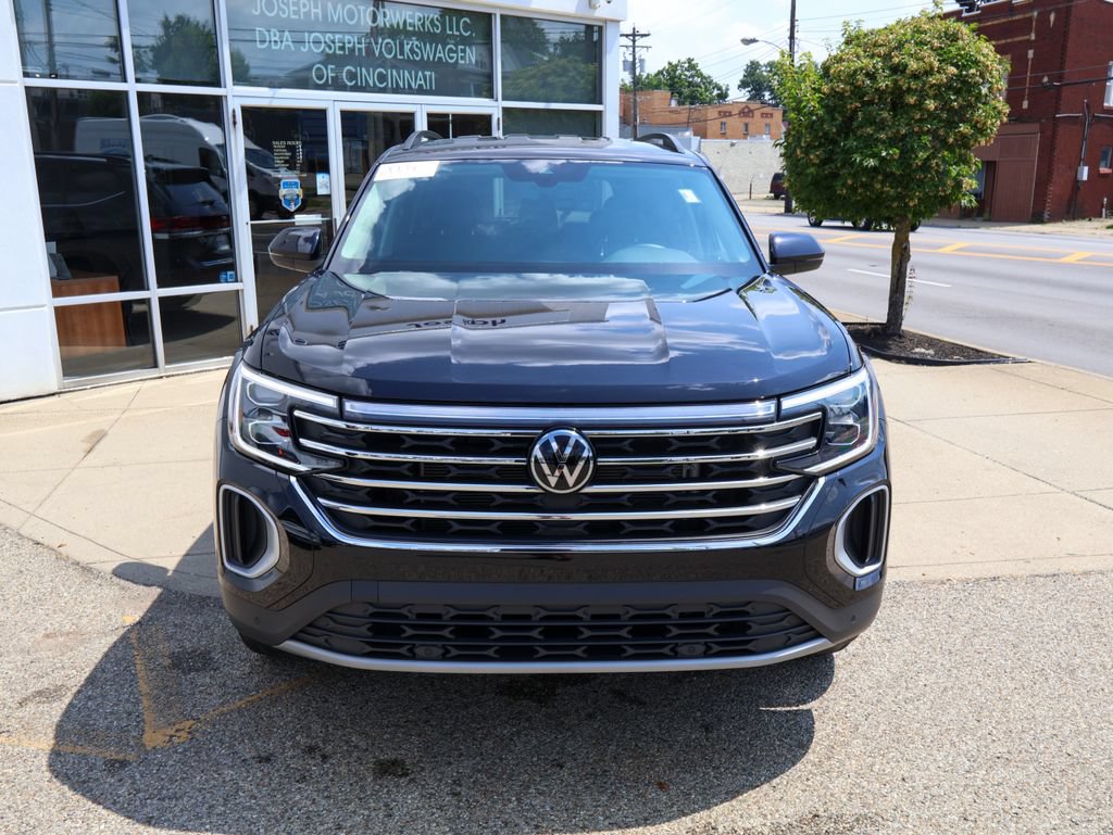 Used 2024 Volkswagen Atlas SE FWD image 7