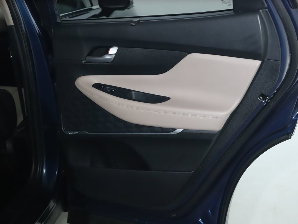 Used 2022 Hyundai Santa Fe Limited image 32