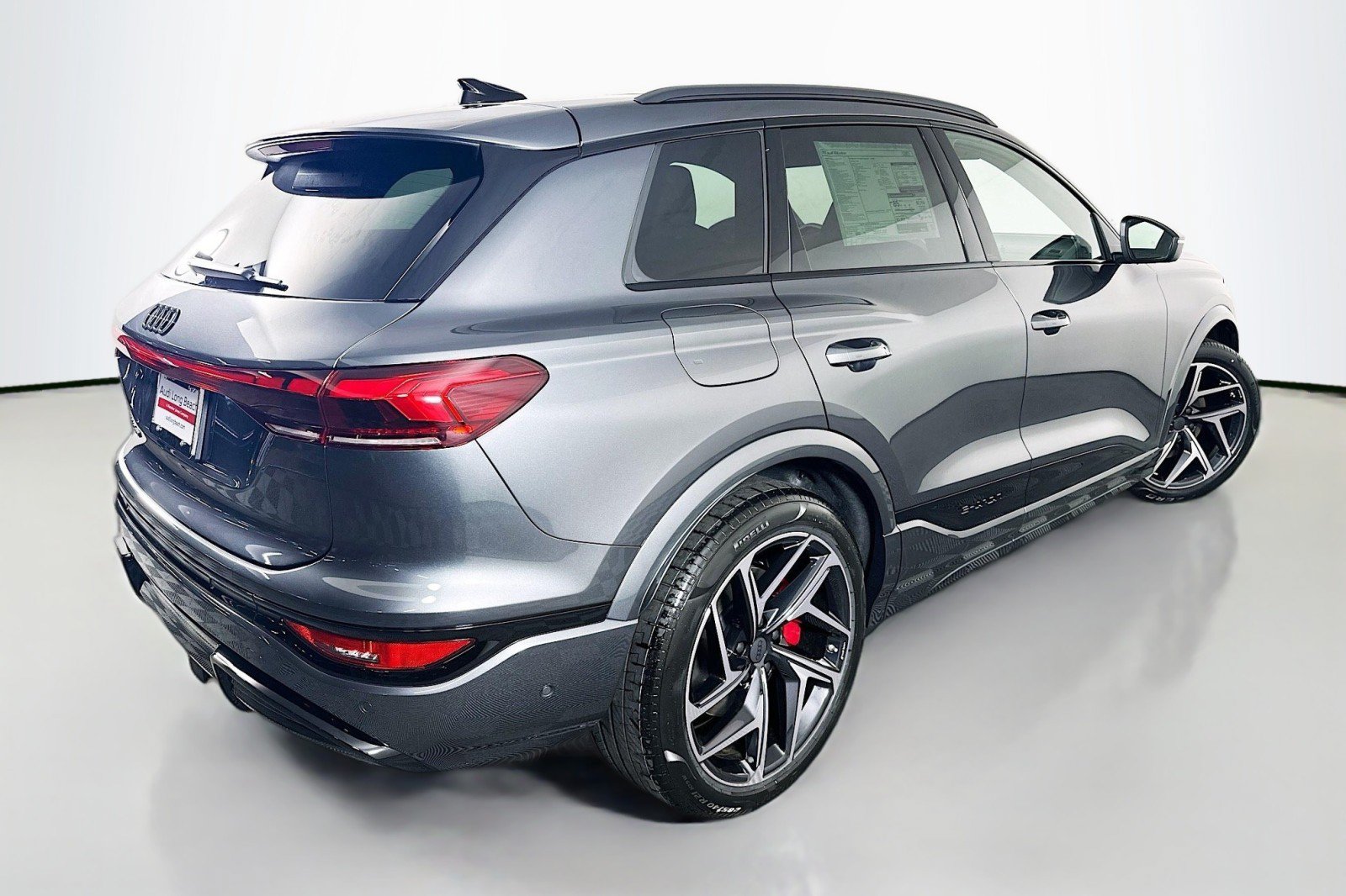 New 2027 Audi SQ6 e-tron Premium Plus AWD/4WD image 13