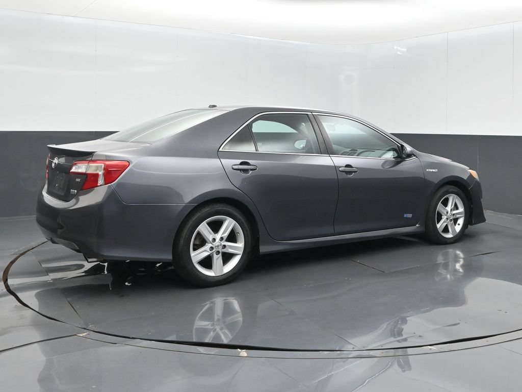 Used 2014 Toyota Camry SE w/ Moonroof Package FWD image 8