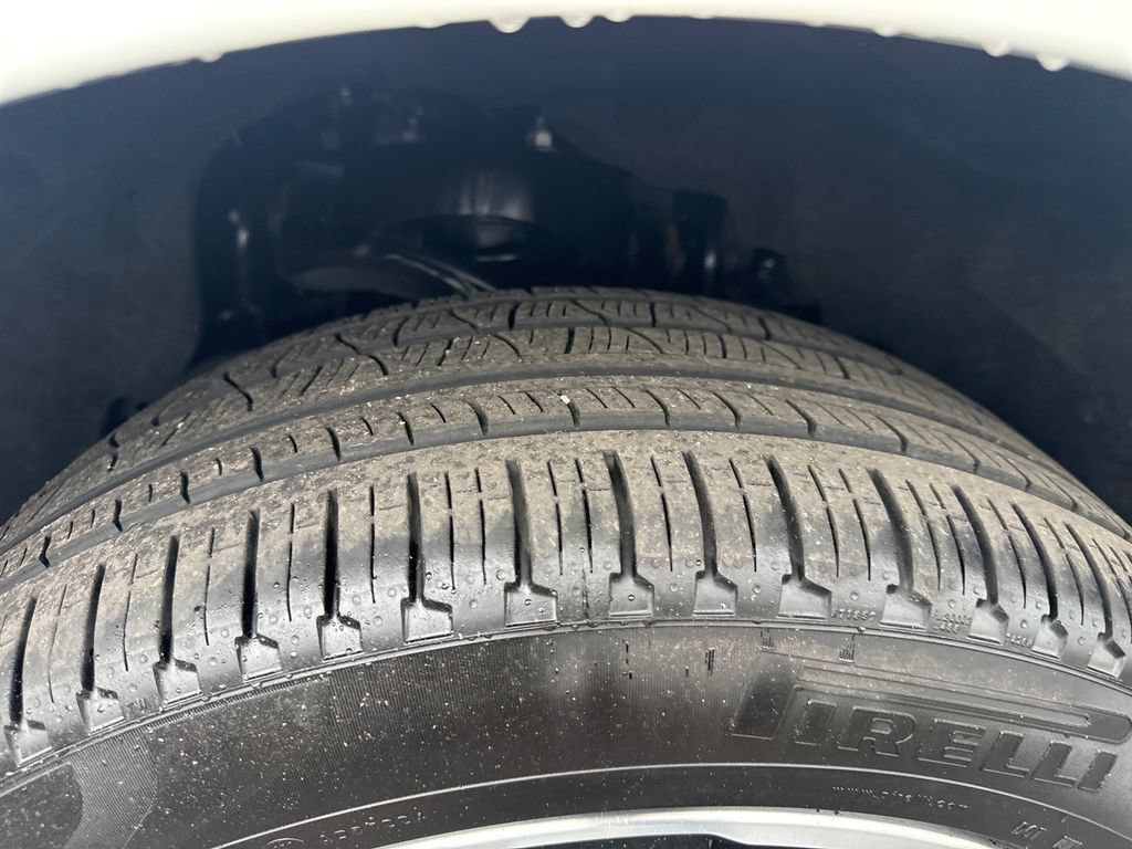 Used 2024 Ford Expedition Limited AWD/4WD image 27