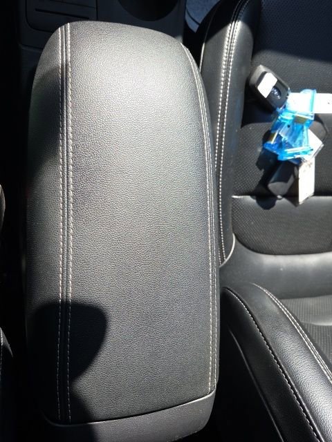 Used 2020 Ford Escape SE Sport image 38