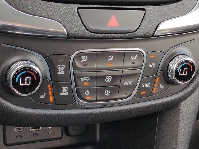 Used 2020 Chevrolet Equinox LT FWD image 22