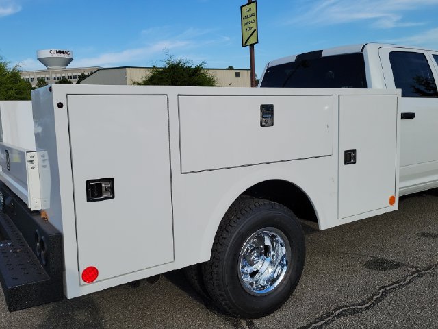 New 2027 RAM 3500 Tradesman w/ Chrome Appearance Group A AWD/4WD image 10