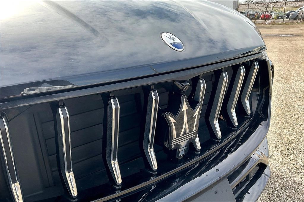 Used 2022 Maserati Levante GT image 33