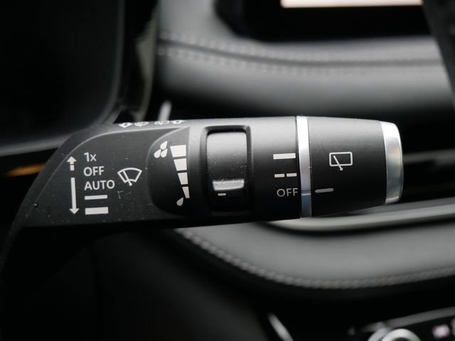 Used 2023 INFINITI QX60 Luxe image 25