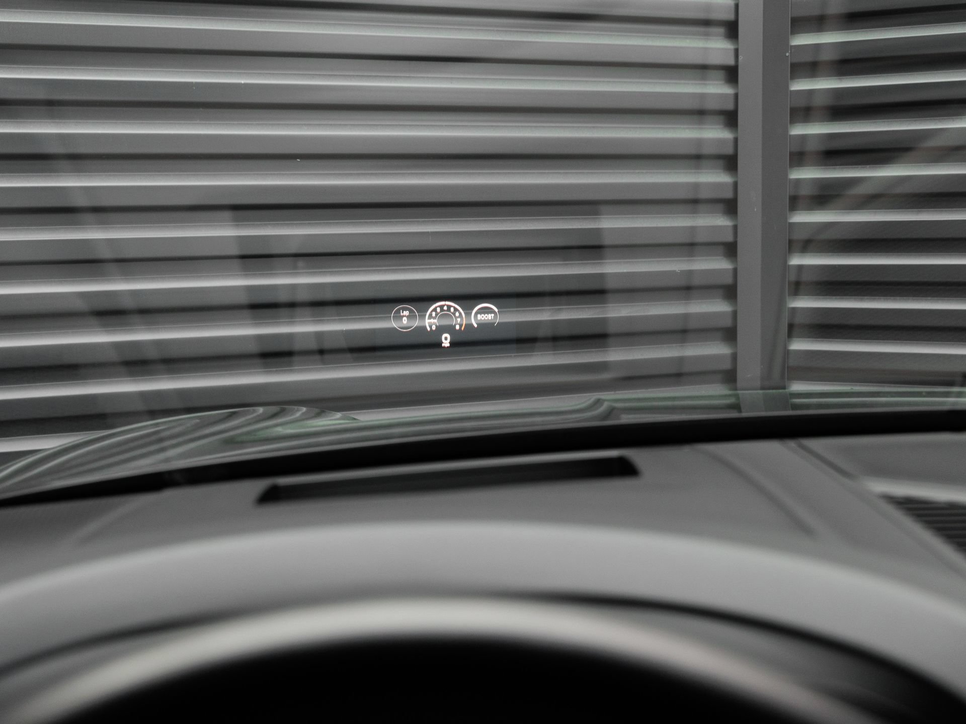 Certified 2025 Porsche Cayenne E-Hybrid AWD/4WD image 18