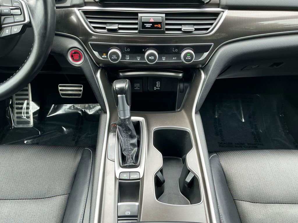 Used 2018 Honda Accord Sport image 12