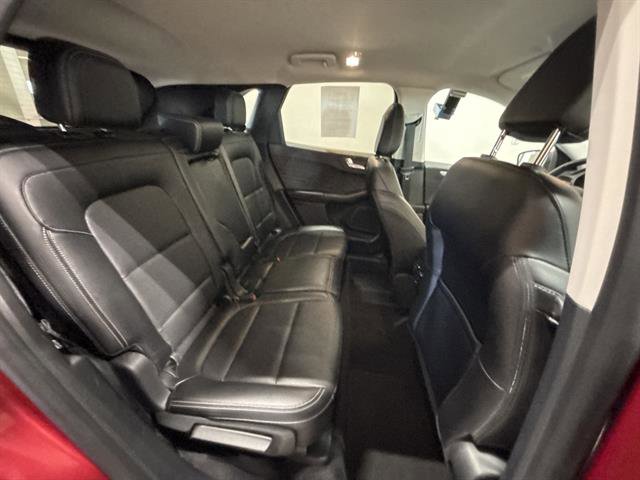 Used 2022 Ford Escape SEL w/ Technology Package image 21