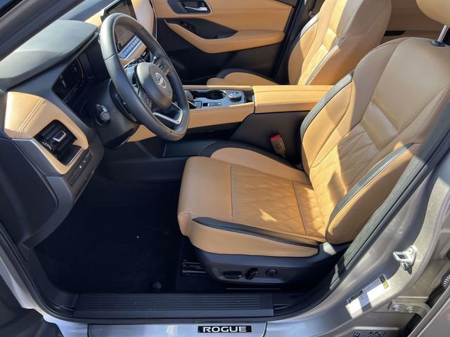 Used 2023 Nissan Rogue Platinum w/ Platinum Premium Package image 23