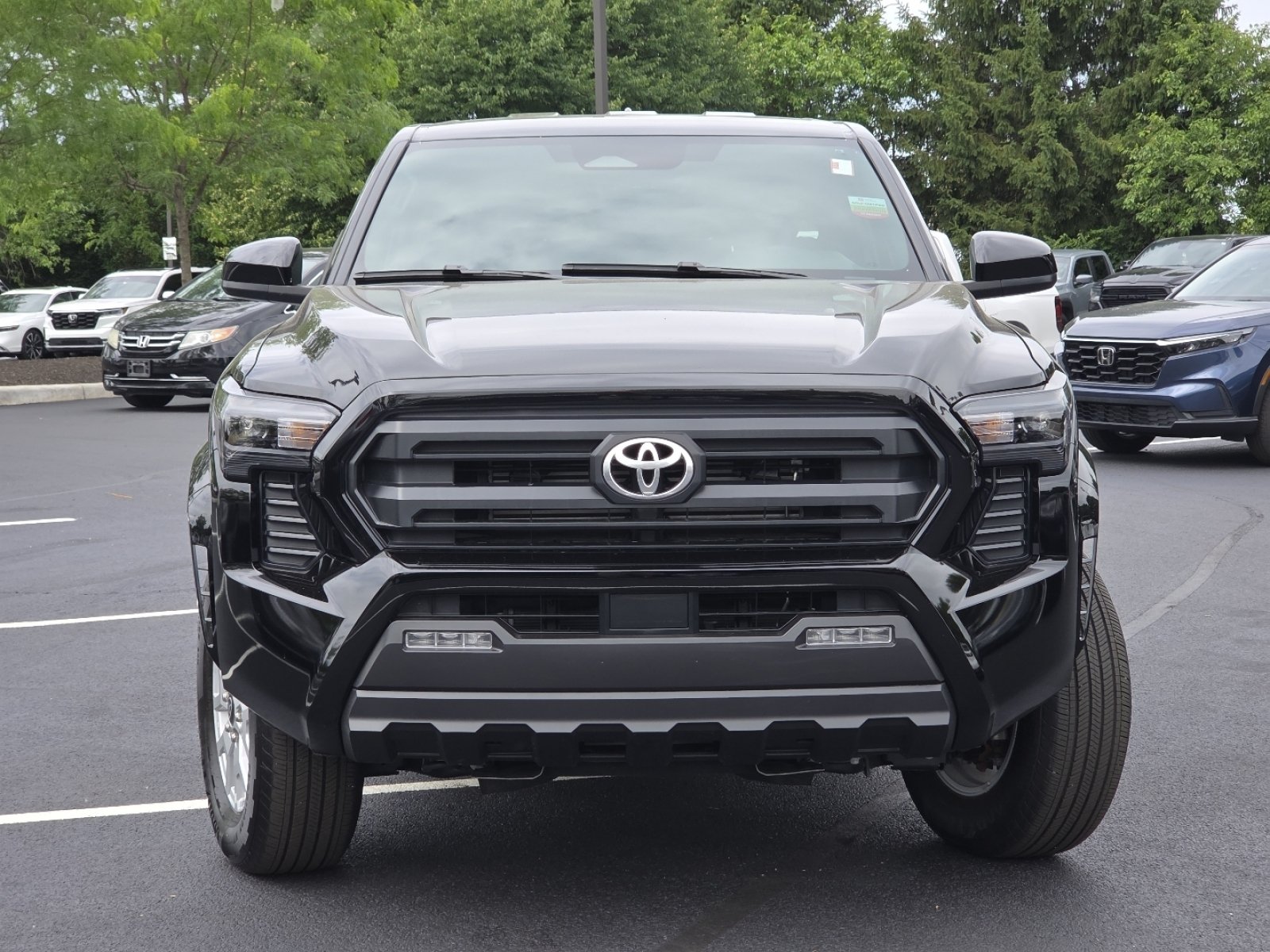 Used 2025 Toyota Tacoma SR5 AWD/4WD image 14