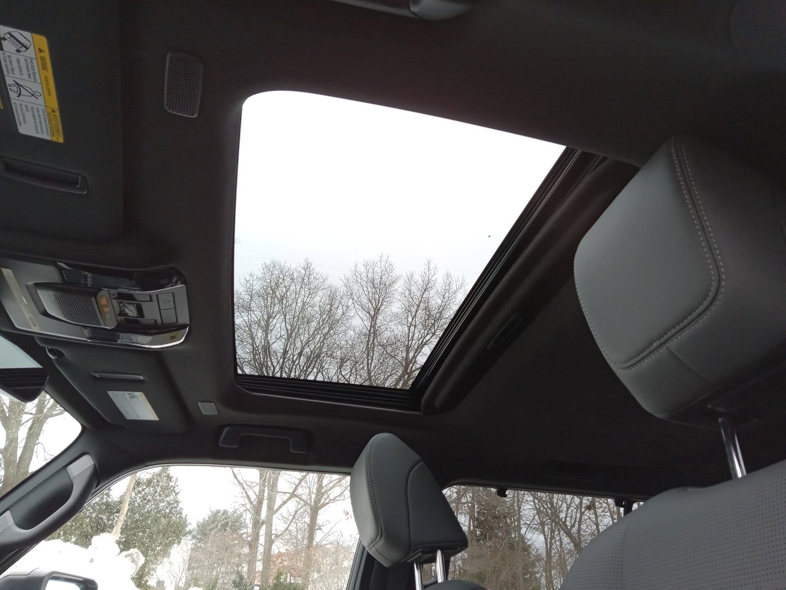 Used 2024 Lexus GX 550 w/ Accessory Package (Z1) image 11