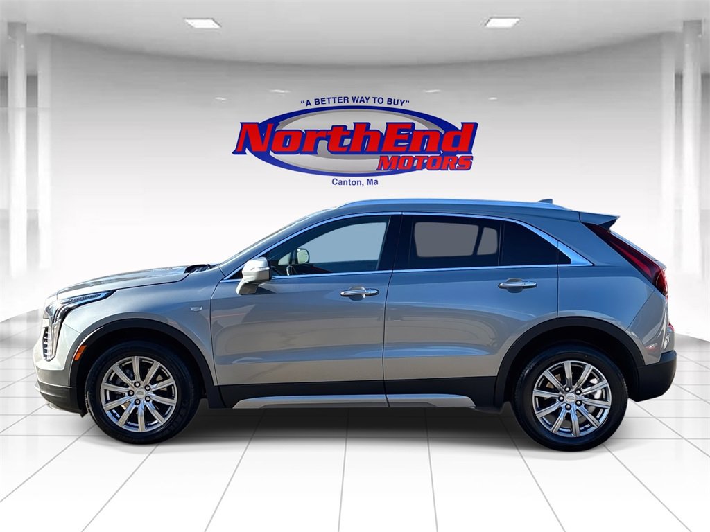 Used 2023 Cadillac XT4 Premium Luxury image 4