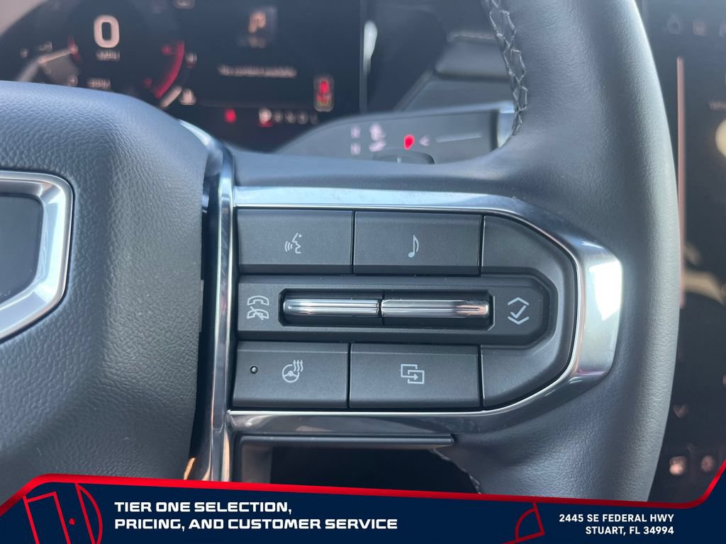 Used 2026 GMC Acadia Elevation w/ Elevation Premium Package FWD image 20