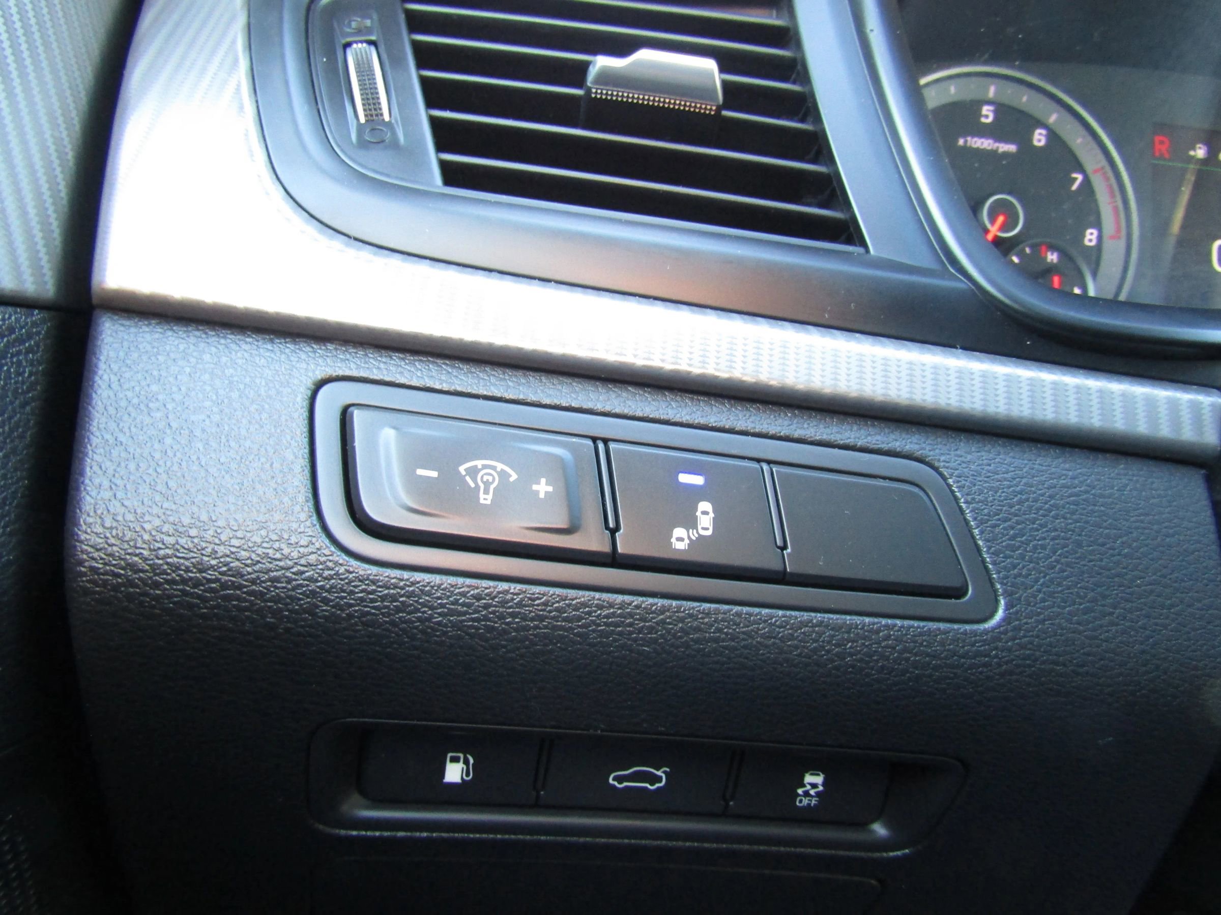 Used 2018 Hyundai Sonata Sport image 32